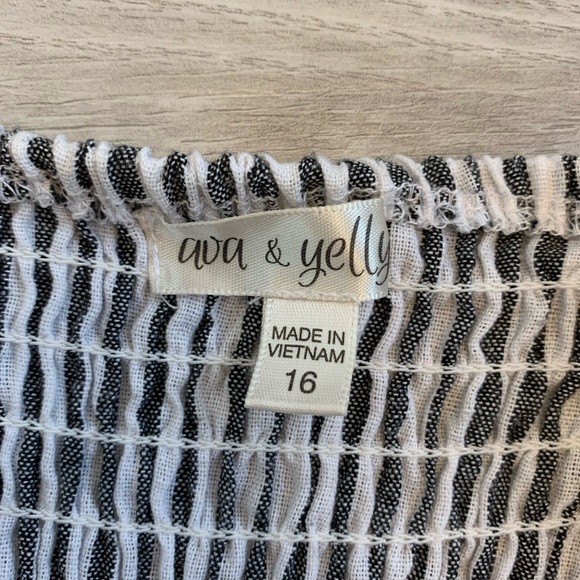 Kids romper - Picture 2 of 3